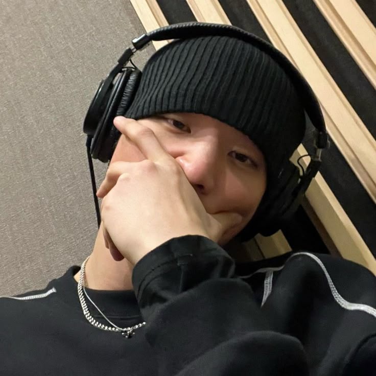 Woodsy Corner. tweet media