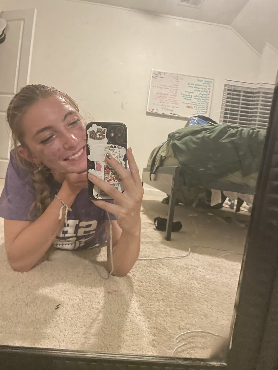 Prettylady tweet media