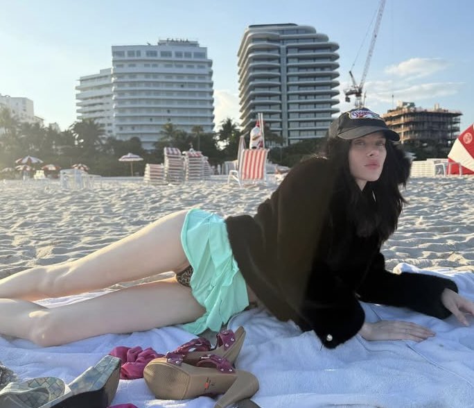 Lana Rhoades tweet media