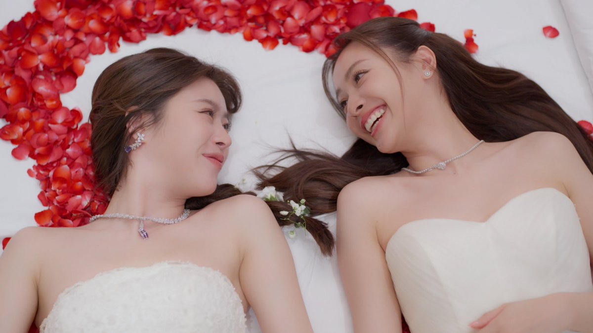 Netflixth tweet media