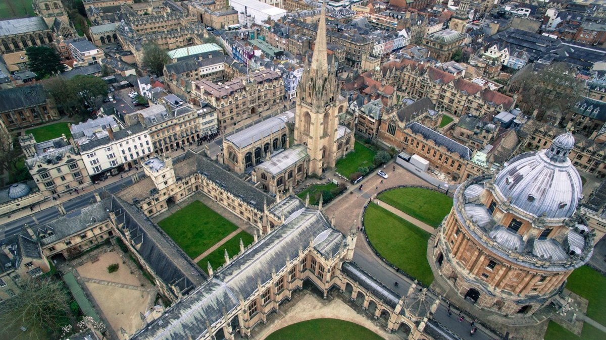 fyiajaa's tweet image. #FunFact hari ini,

Tau ga sih? ada universitas yang lebih tua dari Kerajaan Majapahit?!🏛 

Yang pasti bukan Universitas Pertahanan 😁

Cluenya ini univnya Maudy ayunda... 

yaps Universitas OXFORD. Aku dulu nebaknya Oxford baru berdiri sekitar tahun 1800-an gitu, ternyata