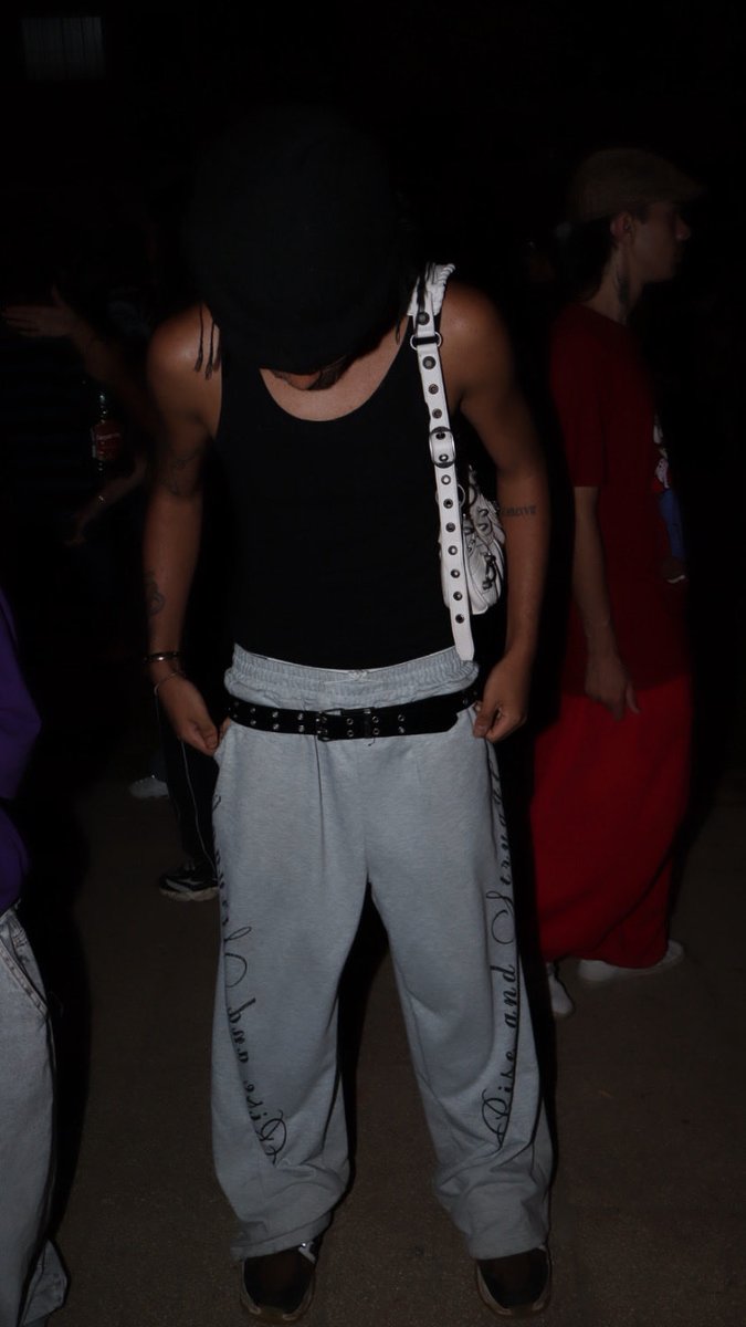 @cauezal tweet media