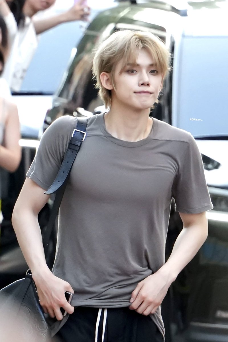 팝! tweet media
