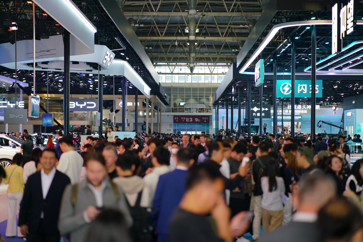 CGTNGlobalBiz's tweet image. The 2026 Beijing International #Automotive Exhibition officially opens on Friday. 8 days, 1,451 cars, 1,000+ exhibitors from 21 nations — the key benchmark for global #auto industry transformation.