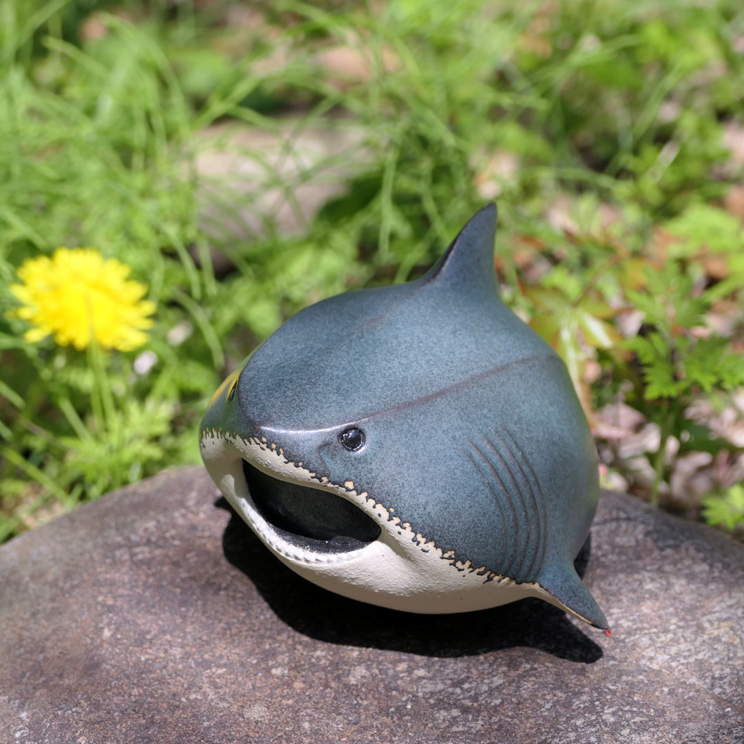 ceramimic2021's tweet image. ホホジロザメ置物🦈
#ホホジロザメ #サメ #shark