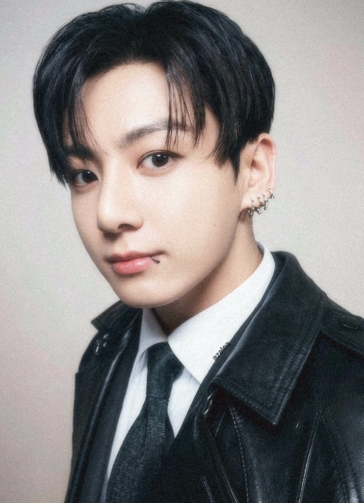 GOLDEN JK tweet media