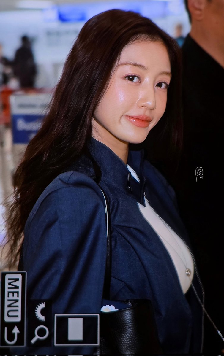 유앙글 tweet media