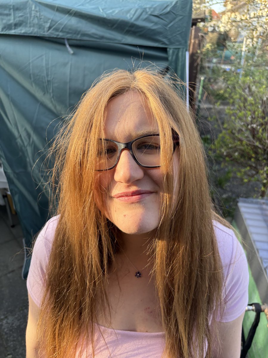 laurii💛🧸 tweet media