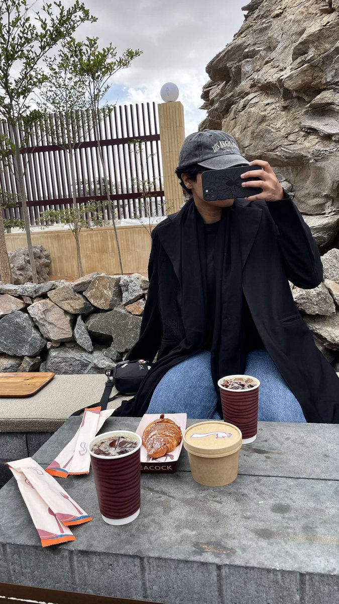 يَاقُوت tweet media