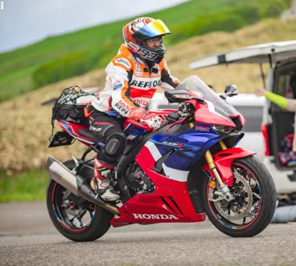 北海はいど tweet media