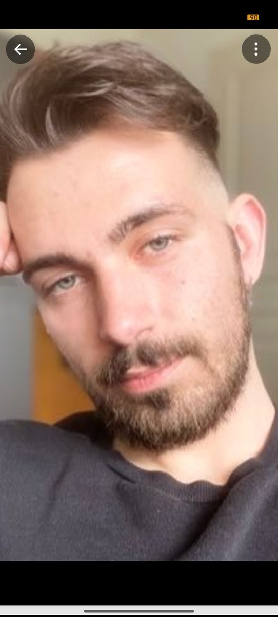 dess_andy's tweet photo. @SoucisProblemes @CordierAlice2 @EricNaulleau Quand on a un fin cou sur un corps de lâche et une vielle tête de pédo, on se tait Lionel. https://t.co/kiF6eI3wcX