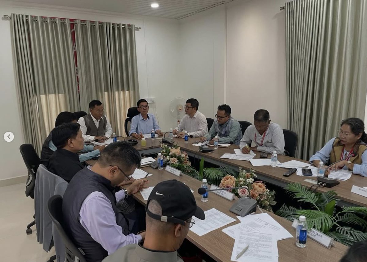 coopmizoram's tweet image. PACS Monitoring Committee meeting held today under MCAB Chairman Pu Lalnunsanga at MCAB Head Office, Aizawl.
Focus on strengthening Primary Agricultural Credit Societies in Mizoram.
#pacs #monitoring #sahkarsesamriddhi #Mizoram @minofcooperatn
