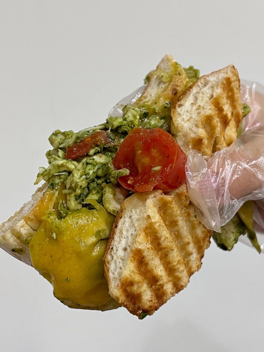 bbububububuv tweet media