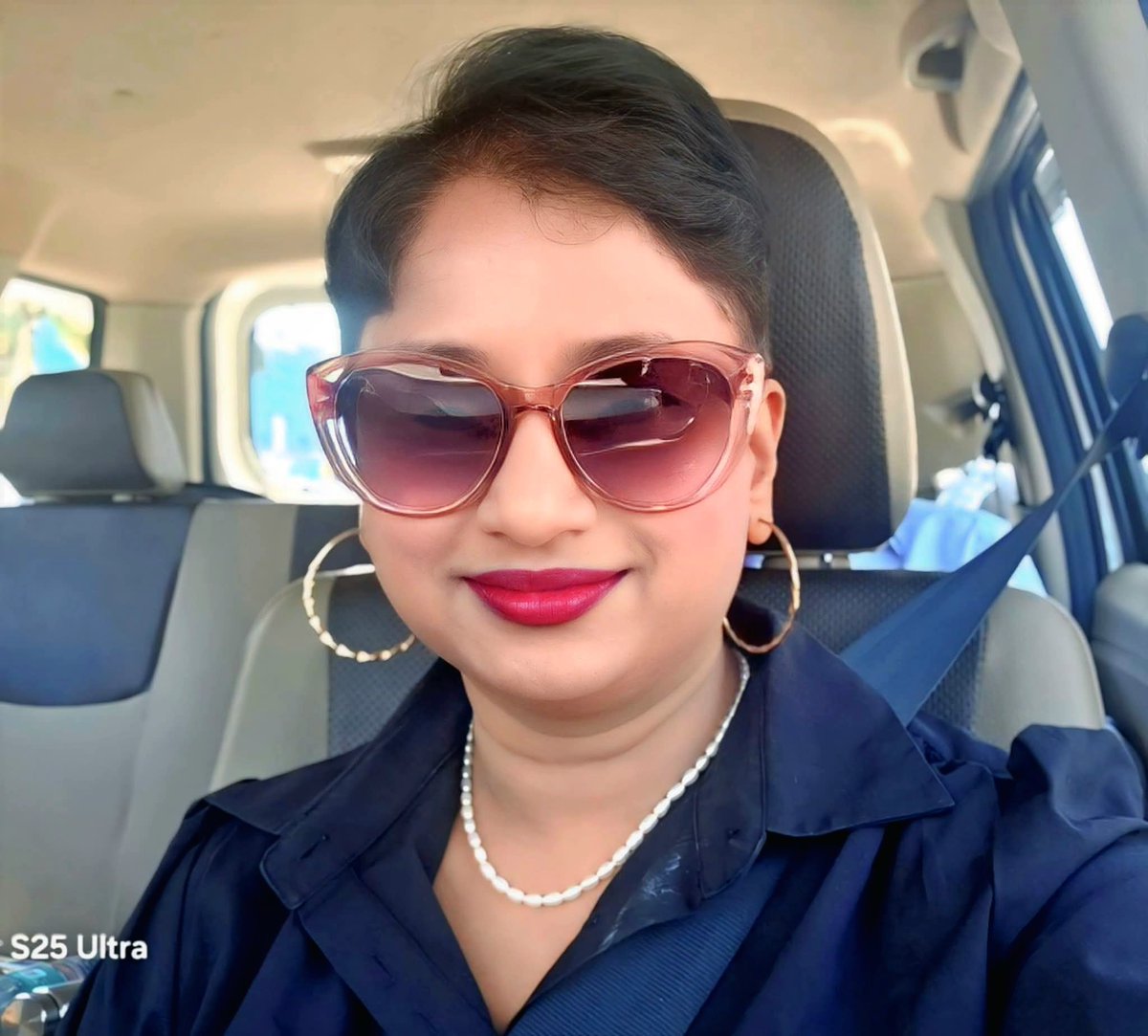 MadhaviDC's tweet photo. सर्वात मोठी *चूक म्हणजे हार मानणं,* यशस्वी होण्याचा सर्वात चांगला मार्ग म्हणजे
*अजून एकदा प्रयत्न करणे......…* https://t.co/l5PAfVnjsh