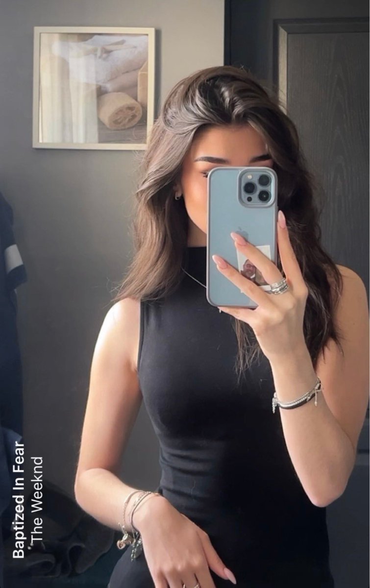 LizbethSer51302's tweet image. Another loser wanting to get an #irlexposed 
Name's Lara (21) and his loser friend fantasies of her cucking him #pathetic