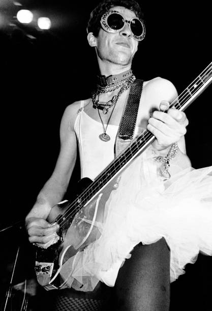 PunkAndNewWave tweet media