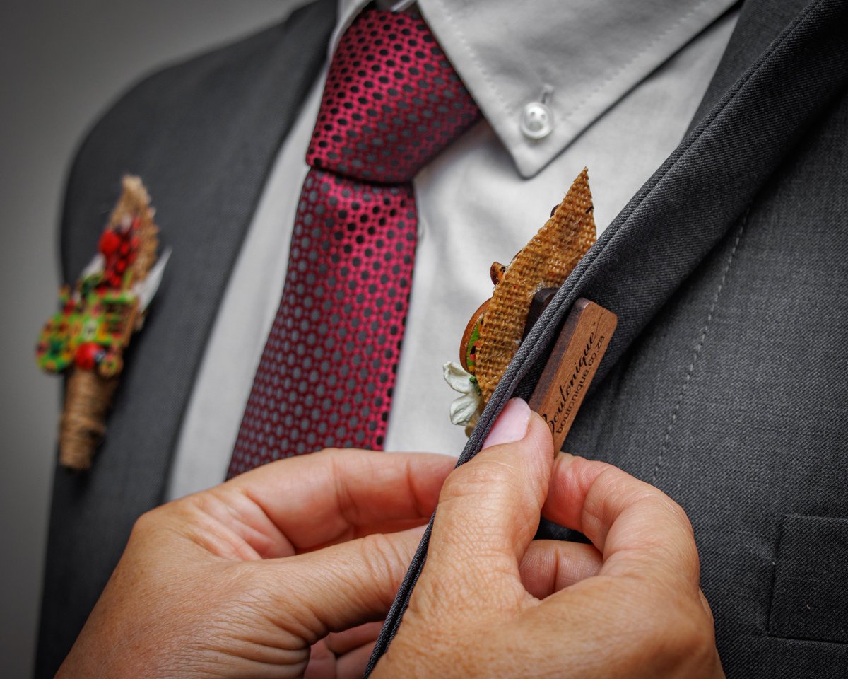 GoodiesHub's tweet photo. Ditch the pin. Forever. 🌸
Boutonique's magnetic clip secures your boutonniere in seconds. No holes. No creases. No damage. Safe for suits, silk dresses and little ones too.
Effortless. Flawless. Boutonique.
🌐 https://t.co/DW7ytMC2aF

#Boutonique #WeddingStyle #MagneticFastening https://t.co/Pj8ac4Ru8Q