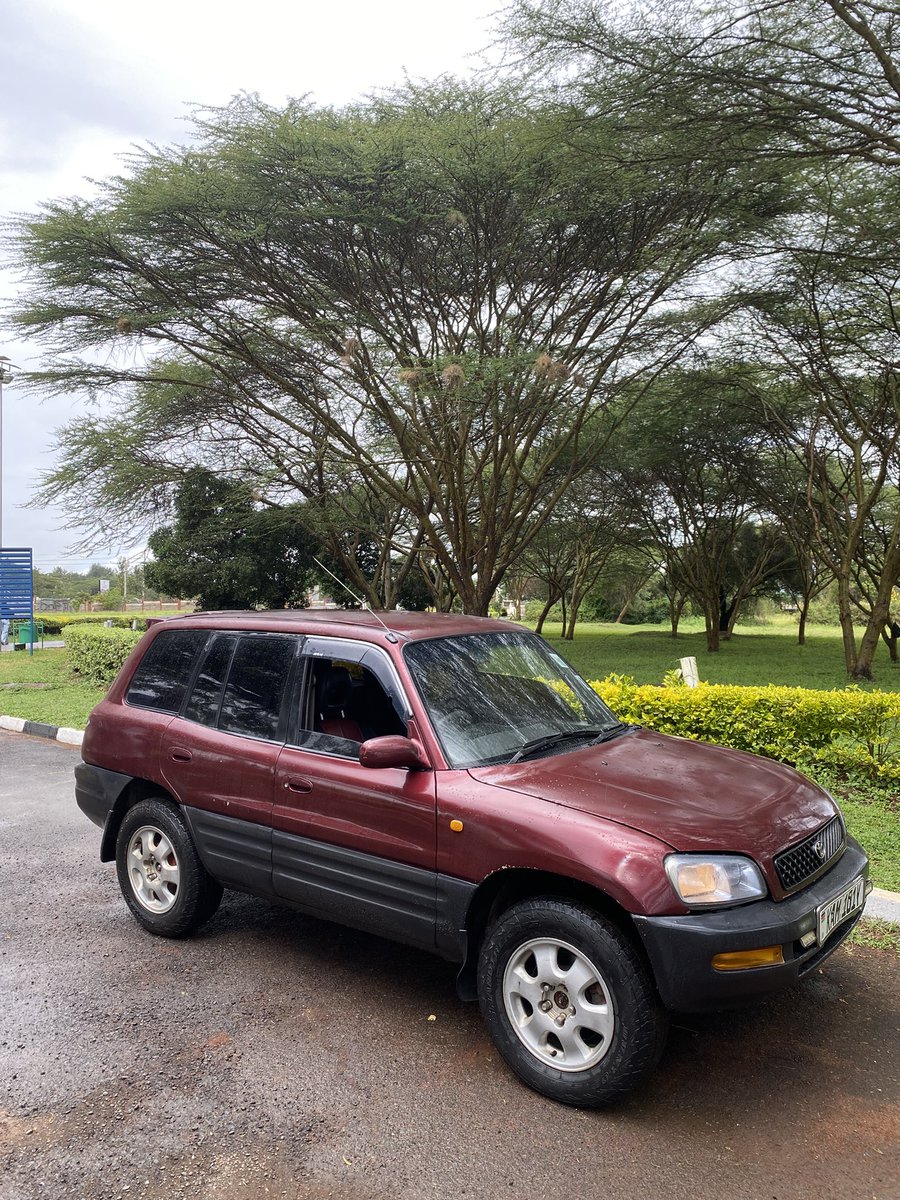 hesray's tweet image. Toyota RAV4 manual
good condition✅
1800cc
Buy and drive✅
380,000/-
*ONGATA RONGAI*
Early birds settings
#toyota #toyotarav4 #tweets