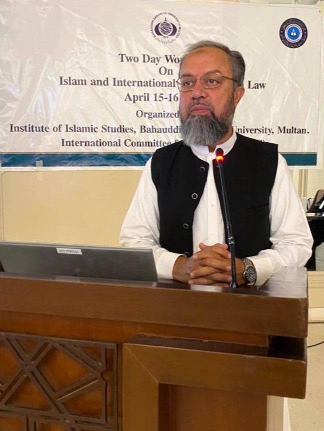 ICRC_Pakistan's tweet image. A two-day certificate course on #Islam &amp;amp; #IHL at #BZUMultan brought students &amp;amp; faculty together for sessions on IHL, Siyar &amp;amp; protection during conflict.
Through expert-led discussions &amp;amp; interactive forums, participants strengthened their understanding of #humanitarian principles.