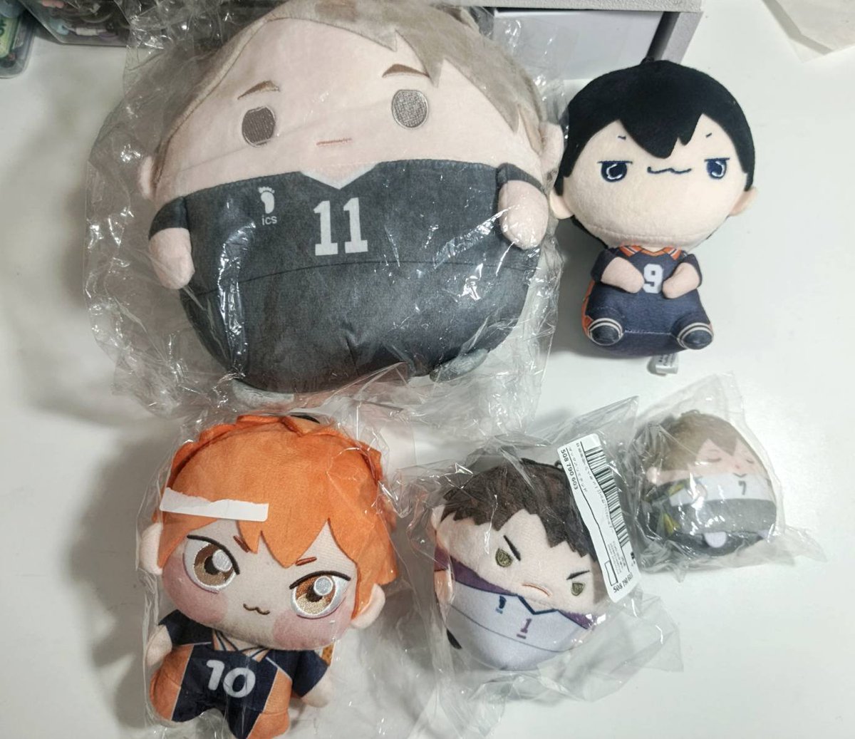 rainrdrop's tweet photo. [HELP RT PLEASE]
CELISTUFF CLEARANCE SALE  

- 25 April jam  19.00 WIB 
- Claim lewat QRT POST SALE (BUKAN DISINI)
(cara claim QRT sebutin nama char+ barang) 
- cancel = hnr 
- harga bersih ina exc packing fee https://t.co/RwgwzikRTJ