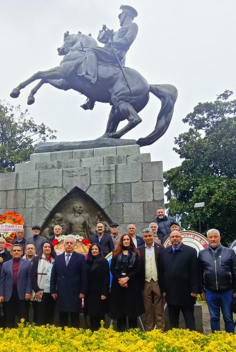 EmrahBaloglu4's tweet photo. TÜRKİYE CUMHURİYET'nin kurucusu BAŞBUĞ MUSTAFA KEMAL ATATÜRK ’ün çocuklara armağan ettiği Ulusal Egemenlik ve Çocuk Bayramı’nı gururla kutluyoruz.

SonKaleİyiParti 
@HASANAKSOY55 @55erhanusta @MDervisogluTR @iyiparti @KevserOfluoglu @ComezTurhan @cenkozatici @ https://t.co/BS5E2cd0Q5