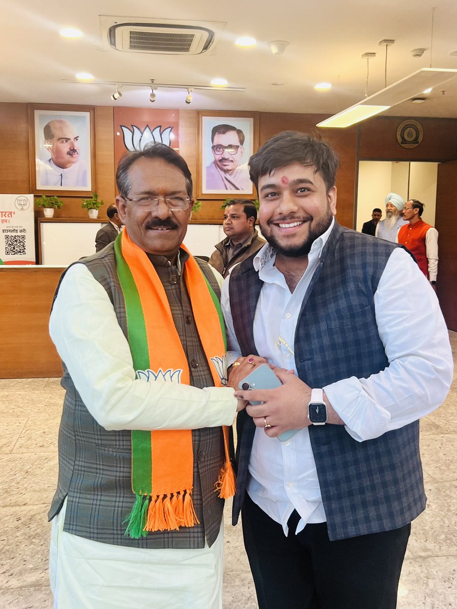 Mehul Parashar (Modi ka Parivar) tweet media