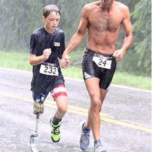 FitnessHacks101's tweet image. Good morning! End of a wonderful week, ...and remember: "Your failure does not define you, your determination does." Keep pushing forward, no matter the obstacles. 

#motivation #determination #noexcuses #fitfam #wellness #fitnessmotivation #mindset #keepgoing #inspiration