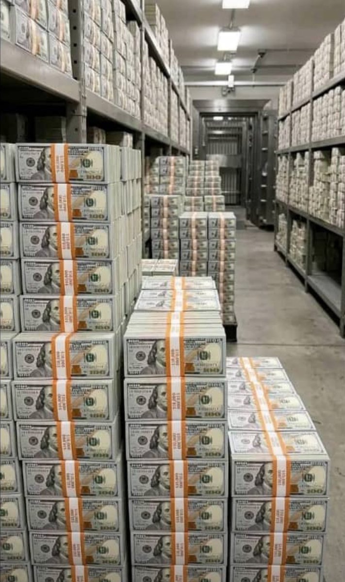 Dan Groove tweet media