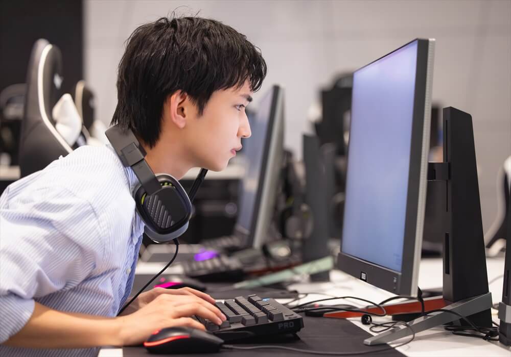 GAME__CREATORS's tweet photo. 「エンジョイ勢」という言葉の意味や使われ方、「ガチ勢」との違いなどを解説します。またゲーム開発者に向けて、様々なプレイヤー層に配慮するための開発の方向性にも言及していま ... https://t.co/5MsGbwkUqx https://t.co/V8NVDfZXNe