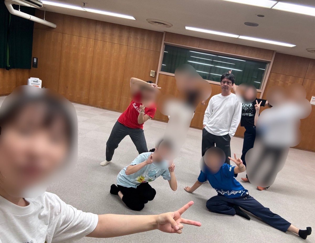 kenji_b2web's tweet photo. 本日のワークショップ(acting lab)はインプロの日です。参加する皆さま、稽古着など忘れないようにお願いします。本日も弾けておもいっきり楽しみましょう！宜しくお願いします！
#ワークショップ #actinglab #インプロ https://t.co/zRiWrsiZLO