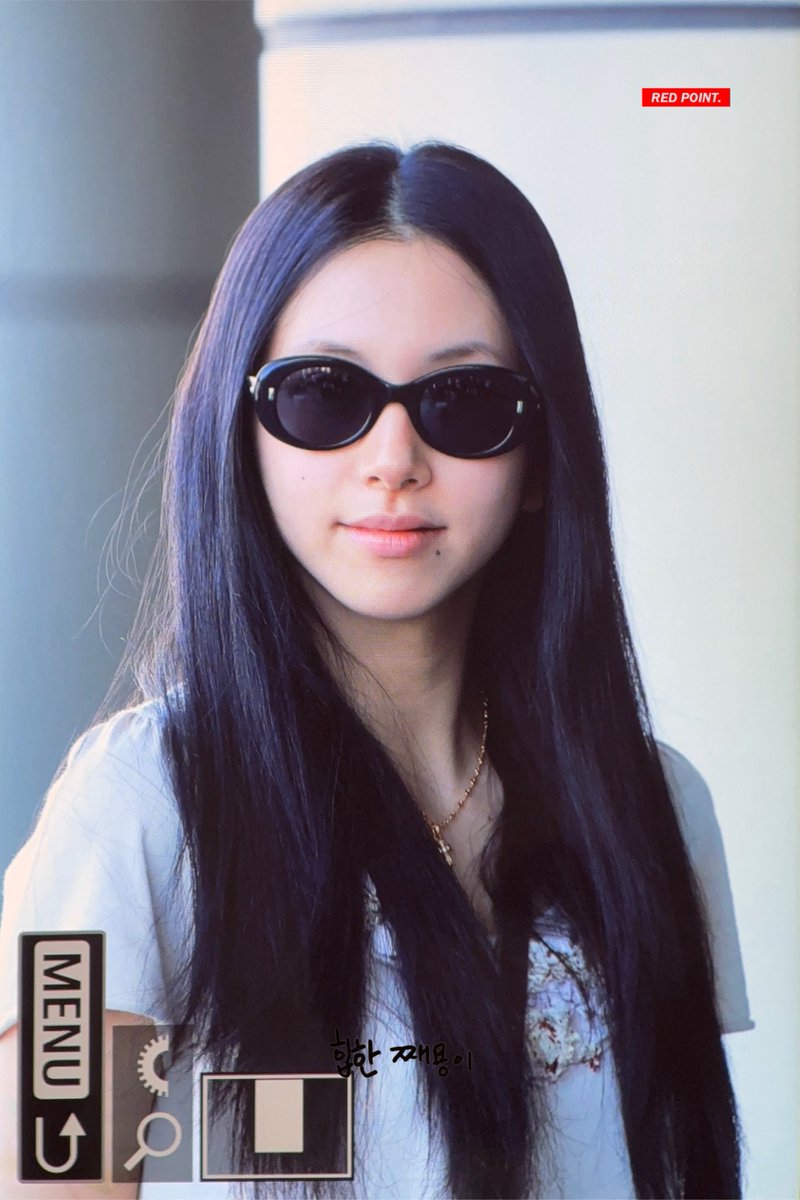 RED POINT💋. tweet media