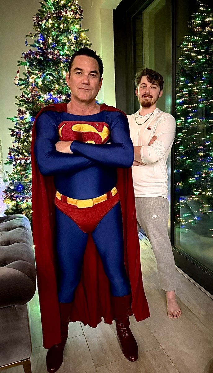 Dean Cain tweet media