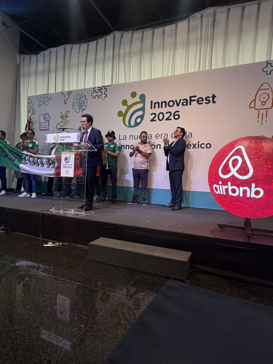 Agradecemos al secretario de Economía, <a href="/m_ebrard/">Marcelo Ebrard C.</a> , por la invitación al <a href="/CONALEP_Mex/">CONALEP</a> para participar como embajadores del #InnovaFest2026, un evento que reúne a líderes, emprendedores, estudiantes y expertos de distintos sectores para impulsar la innovación, el talento joven y el