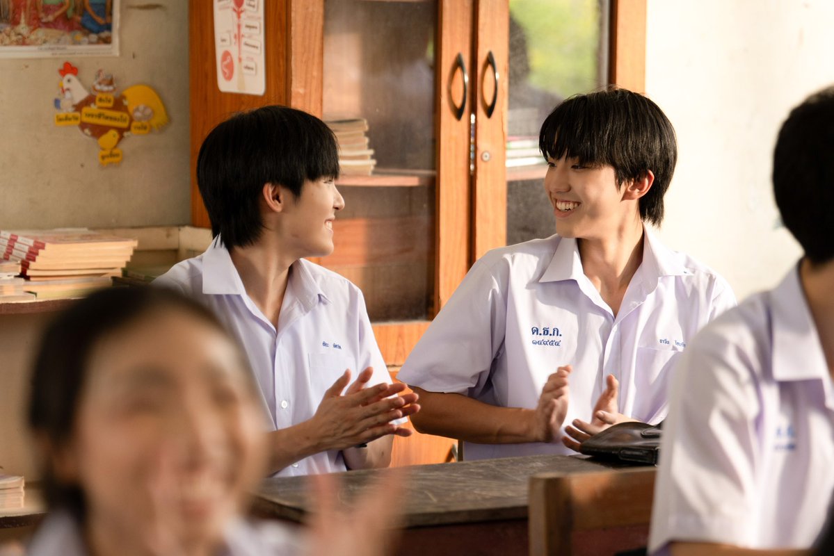 When Oranges Fall 🍊 tweet media