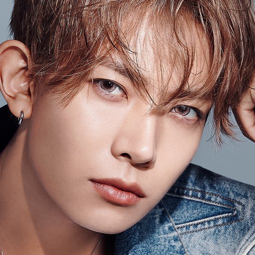 EVAN BASE tweet media