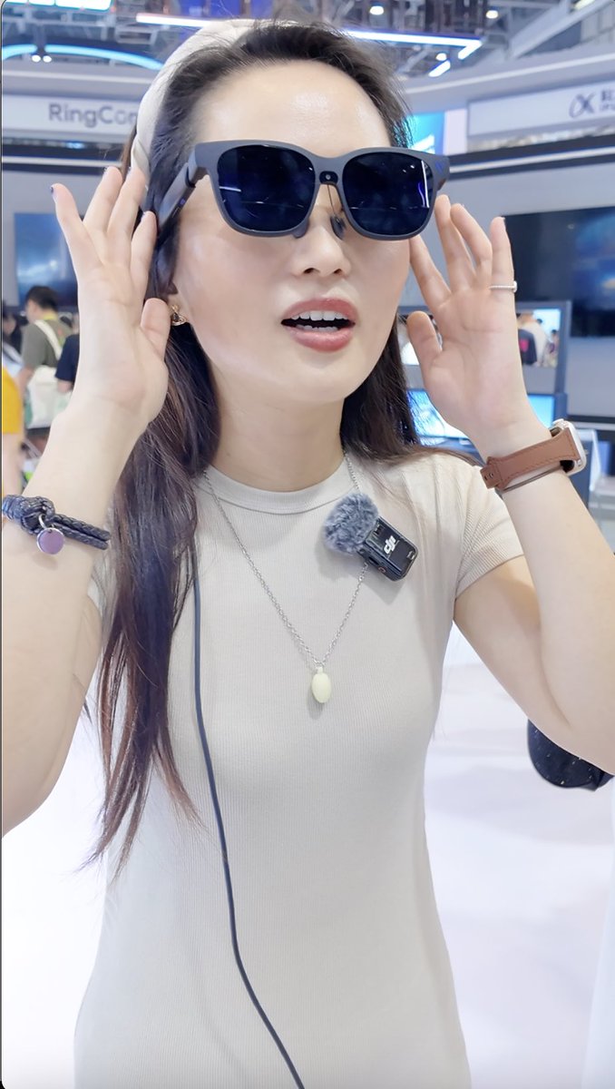 JessicaZ1018's tweet image. Turn any 2D video into 3D with AR glasses! 📱➡️🕶️ Install the app on your phone, PC, or TV — and instantly enjoy immersive 3D. The magic is real! ✨ 

#ARGlasses #3DVideo #techmagic #jessicatalks #chinatravel