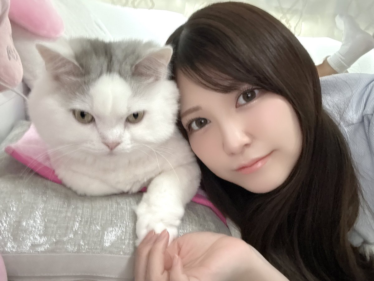 なるせかのん tweet media