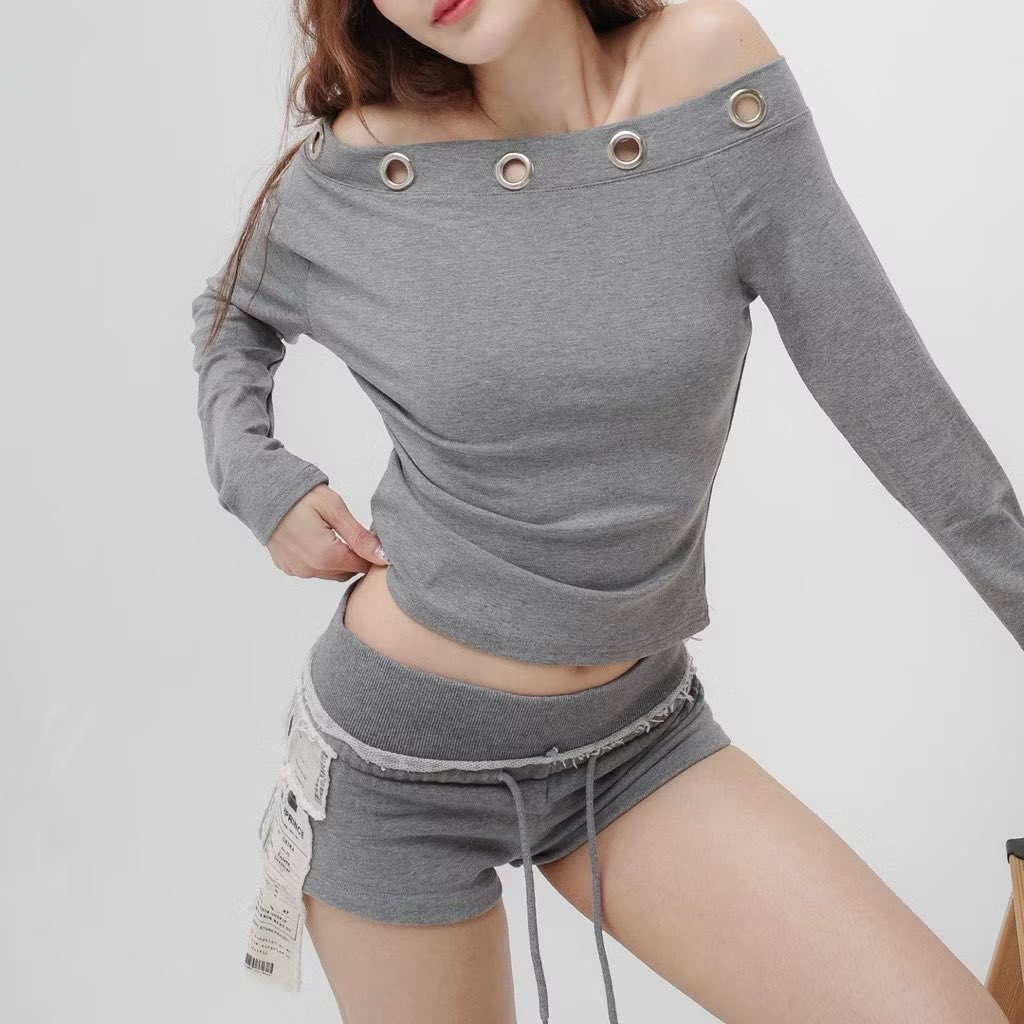 2Pnsunw's tweet photo. ส่งต่อ รวมส่ง
Amuse.bkk 300 free shipping 
Shewear ขาว 250 free shipping 
Duex studio ดำ 300 free shipping 
Duex studio ดำ 300 free shipping 
#ส่งต่อเสื้อผ้า #ส่งต่อเสื้อผ้ามือสอง  #ส่งต่อเสื้อผ้ามือ2 #bemingbkk #cintageshop #stylistshop #ส่งต่อdopeypuffy #โล๊ะตู้ #ส่งต่อstylist https://t.co/zA3GuZznag