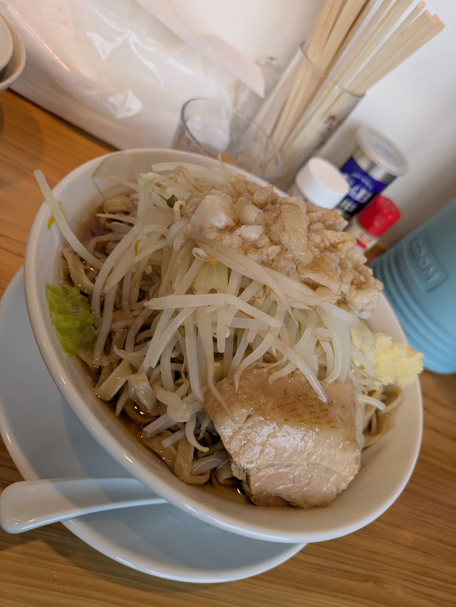 寺内ラーメン店にて🍜
#ラーメンを食べる