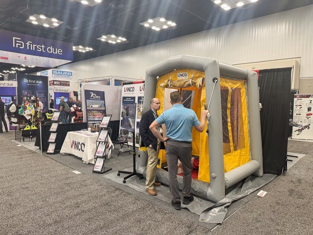 LANCOUK's tweet photo. Daemon &amp; Ramona are attending FDIC International (@FDICevent) in Indianapolis this week, one of the largest #FireService gatherings in the world and a reminder of how global this industry really is. 🔥🔥🔥 https://t.co/riPjhWRFLZ