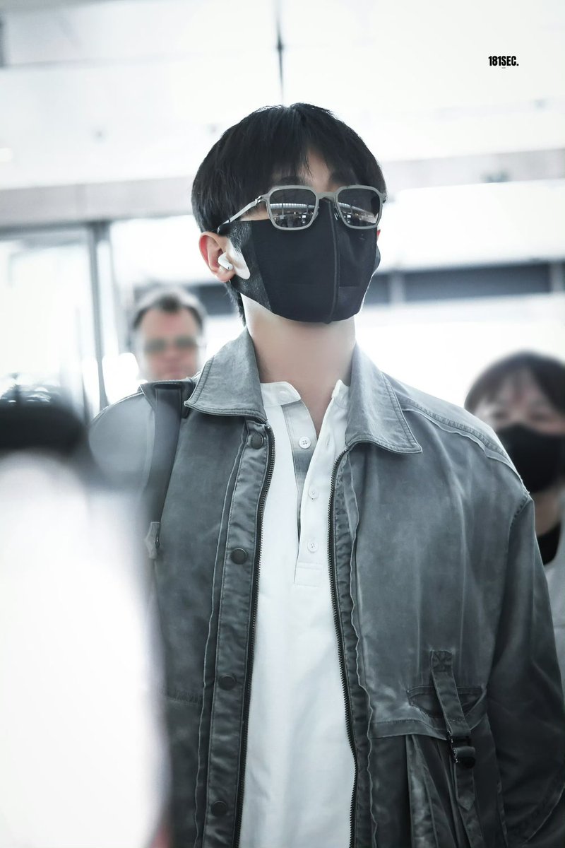 พิเหล่ยออกเดินทางจากเฉิงตูแล้ววว ✈️💖
ไทยพร้อมมากกก รอเจอพี่แบบใจเต้นไม่ไหวแล้ววว ~

ครั้งนี้พิมาในฐานะ Global Ambassador ของอ้ายฉีอี้ บินตรงมาหาแฟนๆ 

ในงาน iQIYI Starship Meet and Greet in Thailand พรุ่งนี้ 25 เม.ย. 

📍 Sphere Gallery 2, Emsphere