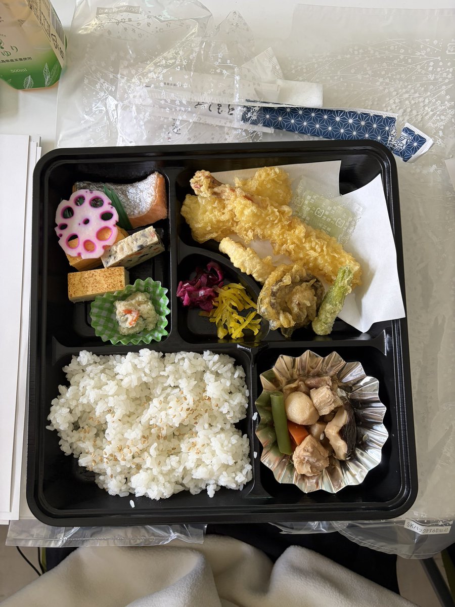 企業説明でタダ飯食えてあつい