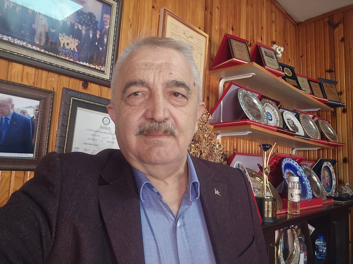 Cumanın nuru ve bereketi üzerimize olsun Cumamız mübarek olsun