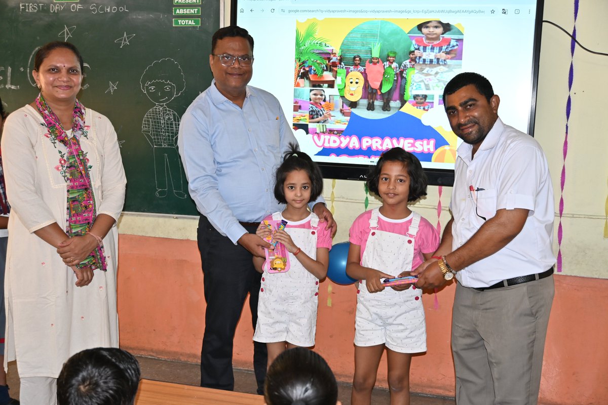 kvvvnagar's tweet image. विद्याप्रवेश के अंतर्गत कक्षा 1 प्रवेशोत्सव आयोजित किया गया। 🏫🎉 सत्र 2026-27
#education #kvs #kvsroahmedabad #kvvvnagar #school #VidyaPravesh #Praveshotsav #KVSAdmission 
@KVS_HQ @AhmedabadRo @EduMinOfIndia @PMOIndia