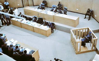 Millishield01's tweet image. On April 24, 2007, Asiwaju Bola Tinubu appeared before the Code of Conduct Tribunal in Abuja over allegations of operating multiple foreign accounts while serving as Lagos State Governor.
He would later become President of Nigeria in 2023.
#Tinubu #NigerianHistory #CodeOfConduct