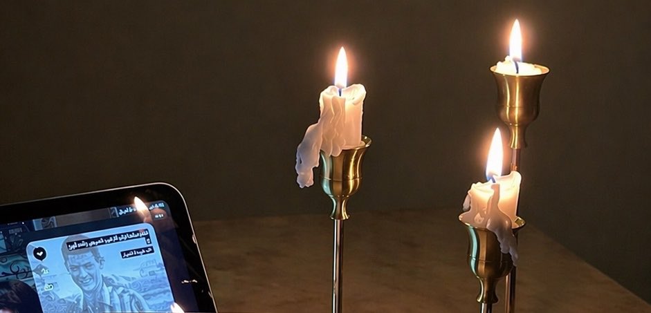 احب وانجذب للجريئين بالمشاعر
اللي يوضحون حبهم بالكلام والأفعال 
      بكل وضوح وبدون أي خوووف 
                  رااااائعين جداً -