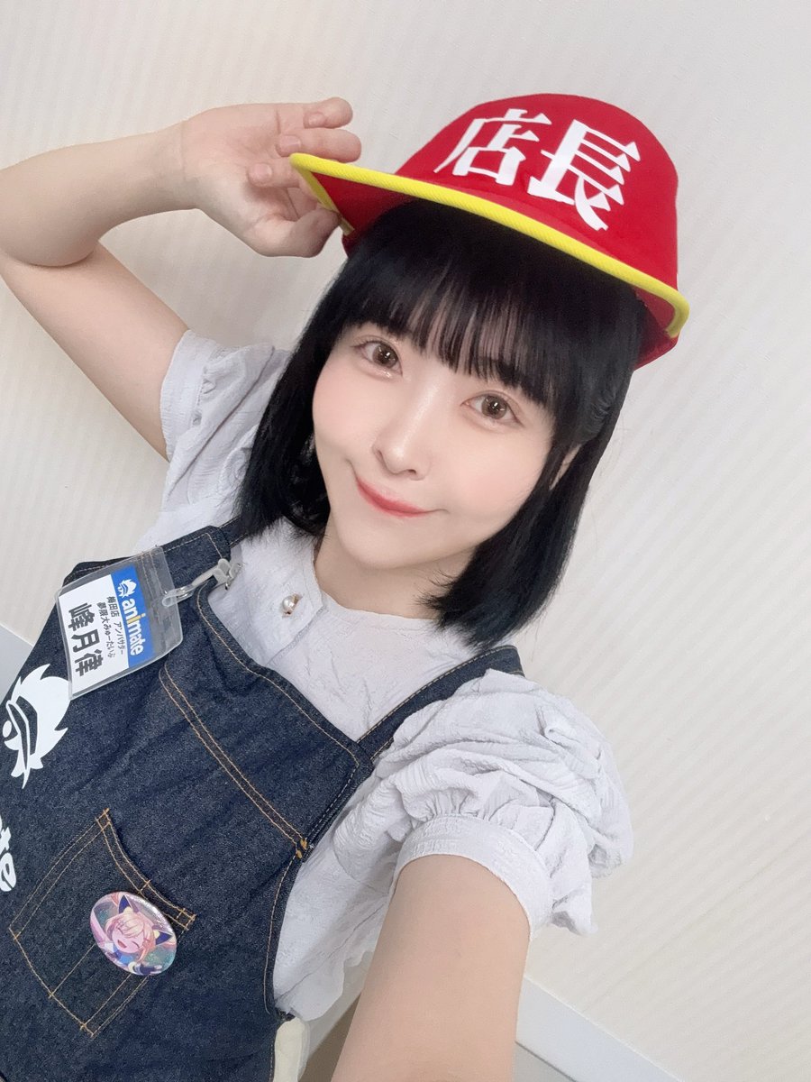 アニメイト梅田店1周年おめでとうございます！
アンバサダーとしてあられちゃんと2人で店頭イベントでございました！
ｲﾗｯｼｬｲﾏｾ！
スタンプラリーにスタンプを押させていただいたり、ポップもかかせていただきました！
7月からのアニメ ｢バンドリ！ゆめ∞みた｣よろしくお願いします🌸

峰月律