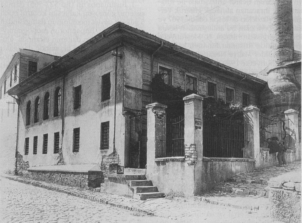 HAZIRKITA tweet media