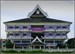 reluctant tweet media