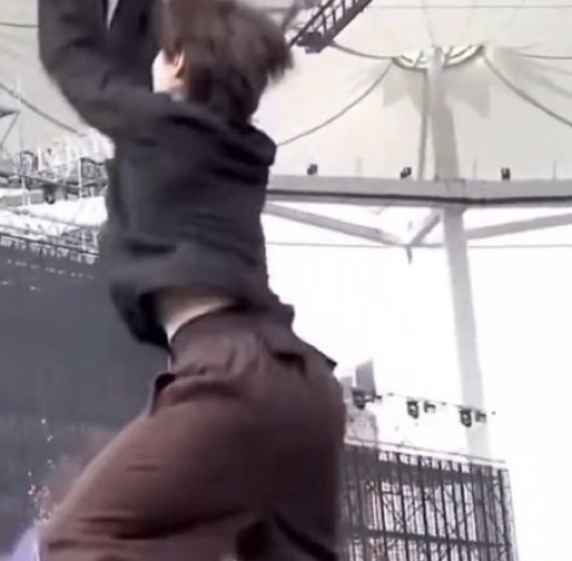 sunni ✦ tweet media